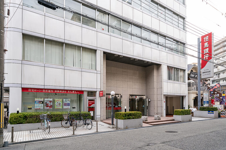 西明石スポットビルの外観